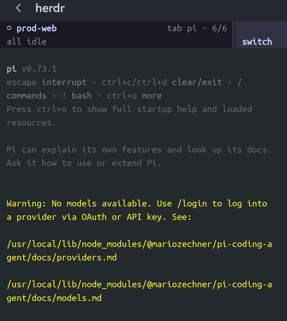pi 编程智能体在 herdr 的一个标签页里运行，上方 herdr 顶栏显示 prod-web、tab pi 6/6、all idle。